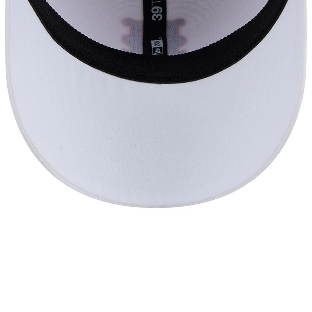 Men's New Era White York Mets 39THIRTY Flex Hat
