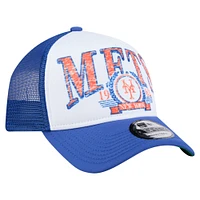 Men's New Era  White New York Mets Distressed 9FORTY A-Frame Adjustable Trucker Hat