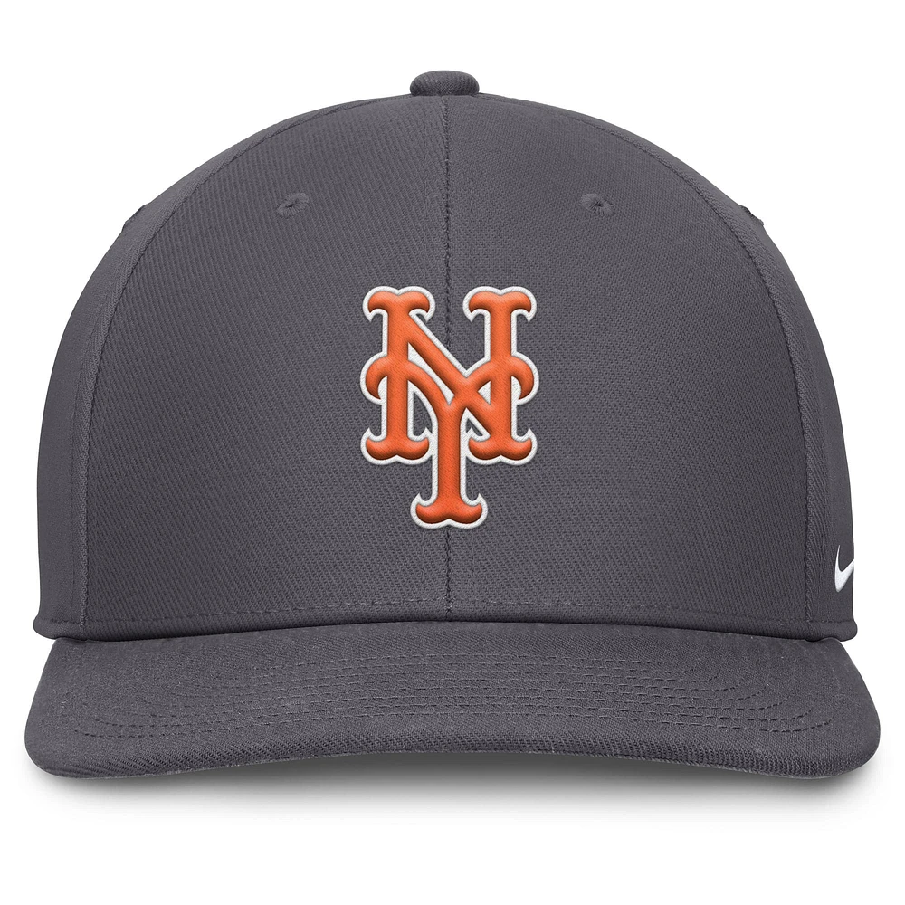 Men's Nike Gray New York Mets Pro Performance Snapback Hat