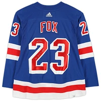 Maillot Adidas authentique dédicacé par Adam Fox des Rangers de New York bleu avec inscription « No Quit in NY »