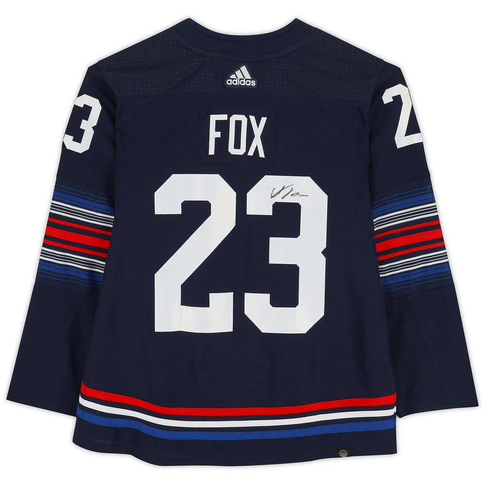 Maillot authentique adidas alternatif bleu marine 2023-24 autographié par Adam Fox des New York Rangers