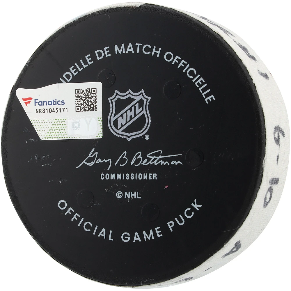 Rondelle de but utilisée par Artemi Panarin des Rangers de New York contre les Capitals de Washington le 5 mars 2025