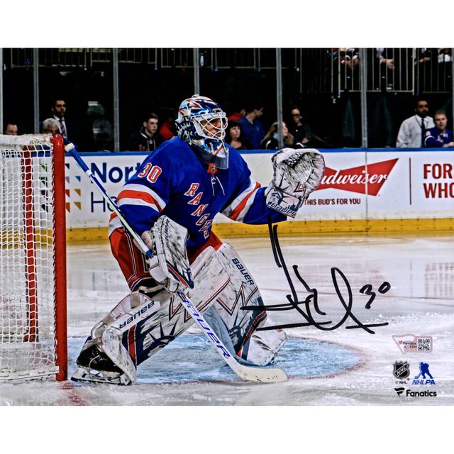 Henrik Lundqvist New York Rangers autographié 8'' x 10'' maillot bleu en photographie nette