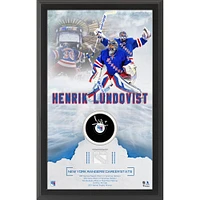 Rondelle de hockey encadrée autographiée par Henrik Lundqvist des Rangers de New York avec statistiques de carrière des Rangers Shadowbox avec rondelle de hockey