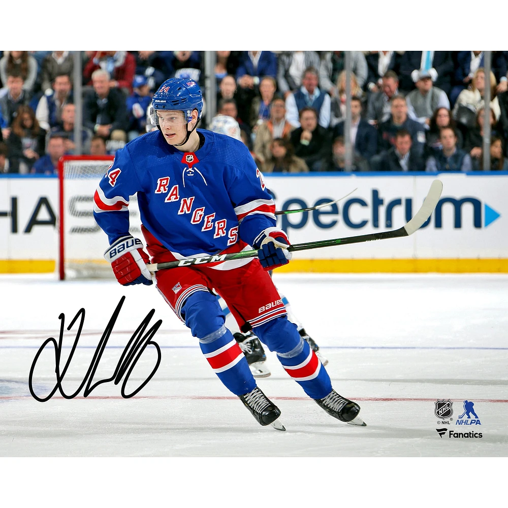 Kaapo Kakko New York Rangers autographiée 8'' x 10'' Première photo de la LNH