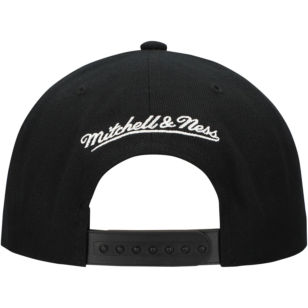Men's Mitchell & Ness  Black New York Rangers Team Snapback Hat