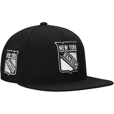 Men's Mitchell & Ness  Black New York Rangers Team Snapback Hat