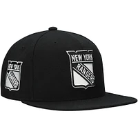Men's Mitchell & Ness  Black New York Rangers Team Snapback Hat