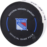 Rondelle de but utilisée par Mika Zibanejad des Rangers de New York contre les Red Wings de Détroit le 14 octobre 2024