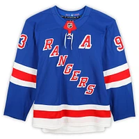 Maillot bleu n° 93 de Mika Zibanejad des Rangers de New York, série 2, utilisé lors de la saison 2024-25 de la LNH