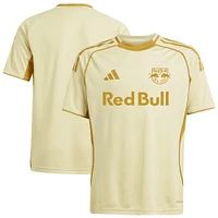 Haut d'avant-match adidas Tan New York Red Bulls 2025 One Planet pour jeunes