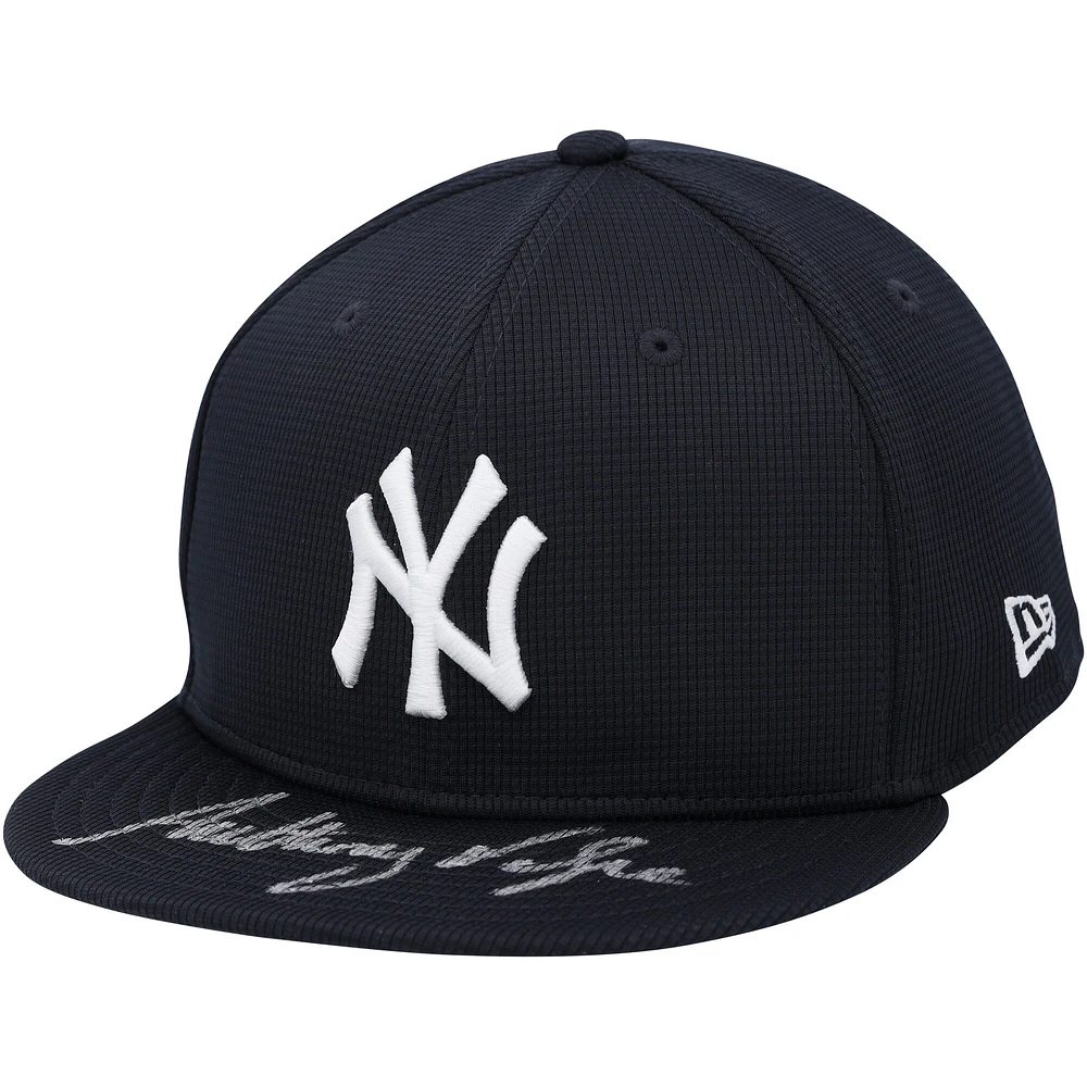 Casquette d'entraînement au bâton autographiée par Anthony Volpe des Yankees de New York 2024