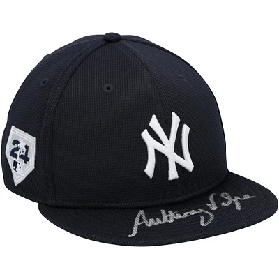 Casquette d'entraînement au bâton autographiée par Anthony Volpe des Yankees de New York 2024