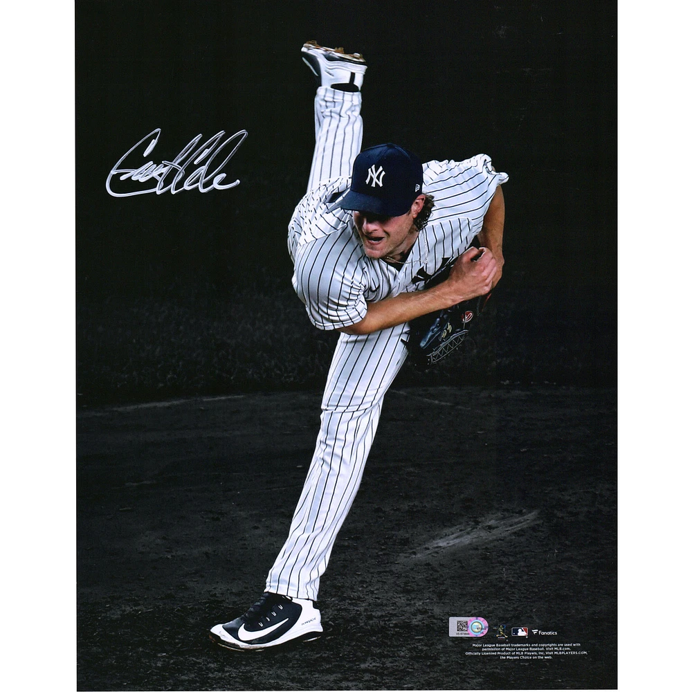 Photographie autographiée de Gerrit Cole par les Yankees de New York, 11" x 14"