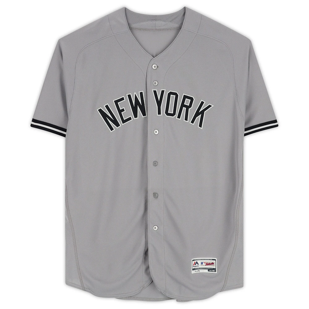 Gleyber Torres New York Yankees Autographed Topps Gray Majestic Authentic Jersey
