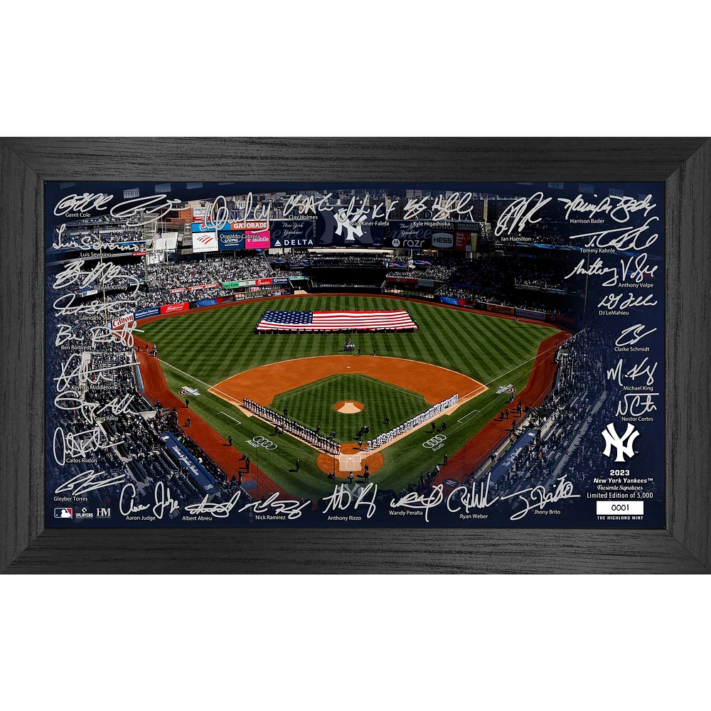 Highland Mint New York Yankees 12" x 20" Facsimile Signature Field Panoramique Photo Encadrée