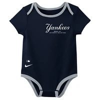 Ensemble de trois bodys Nike New York Yankees Authentic Collection pour bébé