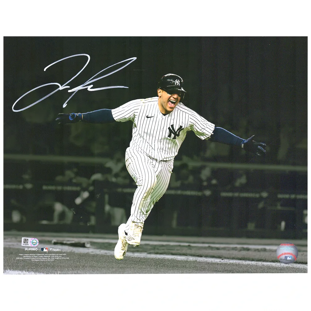 Autographed New York Yankees Jose Trevino Fanatics Authentic