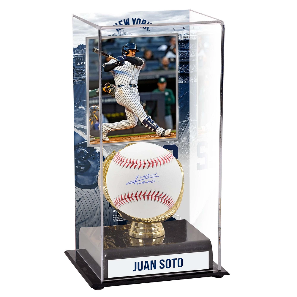 Présentoir de gants de baseball autographiés et sublimés en or des Yankees de New York de Juan Soto avec image