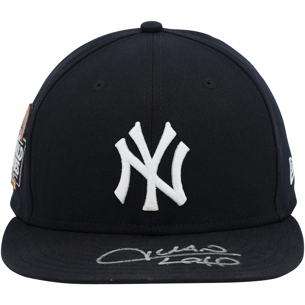 V106832 Casquette dédicacée #22 Navy des Yankees de New York, utilisée lors du match contre les Dodgers de Los Angeles le 30 octobre 2024. Casquette Juan Soto AUTGU 45733 COLGMUEQU GUBBCP1049 #1