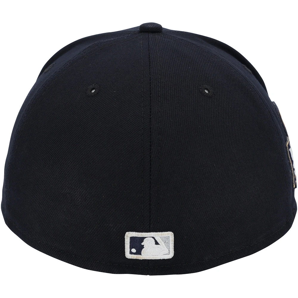V106832 Casquette dédicacée #22 Navy des Yankees de New York, utilisée lors du match contre les Dodgers de Los Angeles le 30 octobre 2024. Casquette Juan Soto AUTGU 45733 COLGMUEQU GUBBCP1049 #1