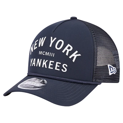 Casquette ajustable minimaliste 9FORTY A-Frame bleu marine New Era pour homme des Yankees de New York