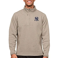 Men's Antigua Oatmeal New York Yankees Course Quarter-Zip Pullover Top