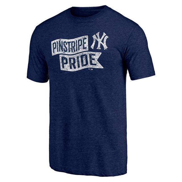 Mens New York Yankees Pride Graphic T-Shirt - White