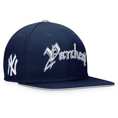 Men's Fanatics Branded Navy Detroit Tigers Iconic Old English Snapback Hat