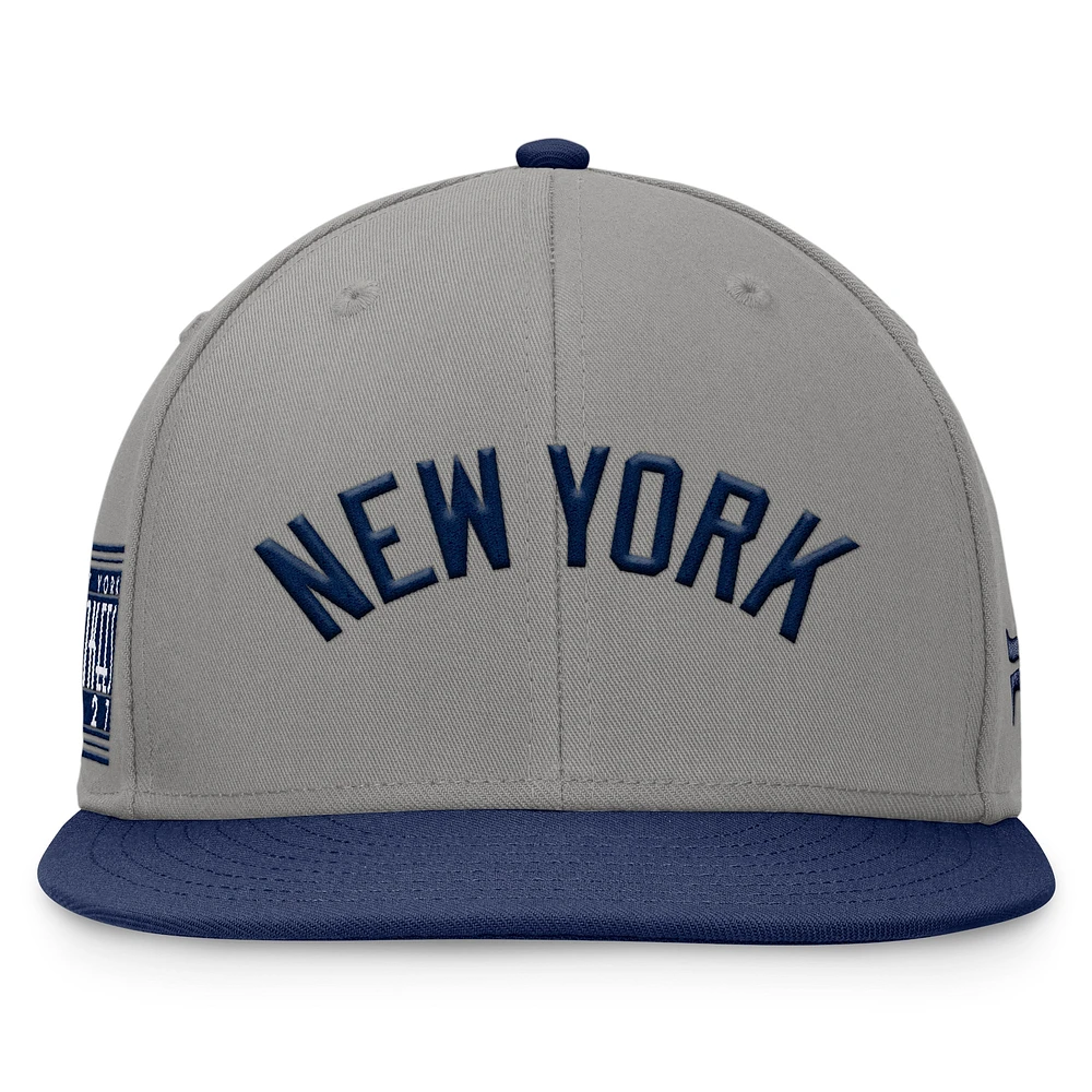 Men's Fanatics Gray New York Yankees Fundamental Two-Tone Fitted Hat