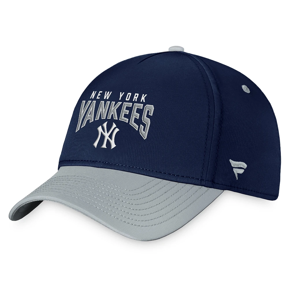 Casquette flexible à logo empilé New York Yankees Fanatics pour hommes, bleu marine/gris