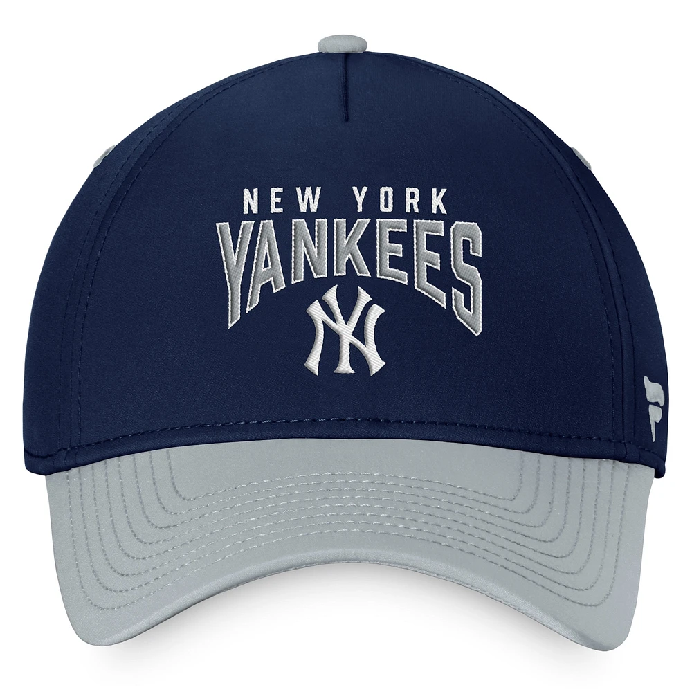 Casquette flexible à logo empilé New York Yankees Fanatics pour hommes, bleu marine/gris