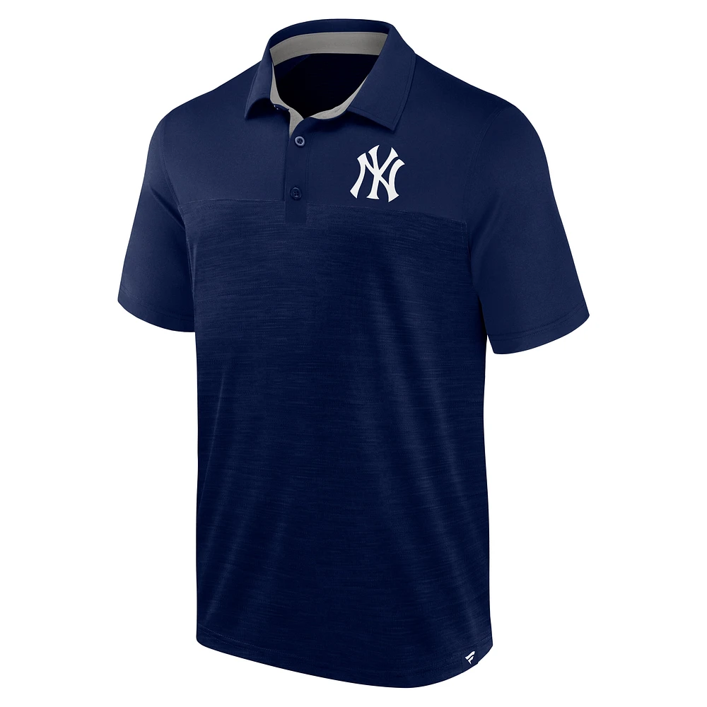 Polo Fanatics pour homme bleu marine New York Yankees Base Thief