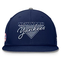 Casquette ajustée Fanatics Navy New York Yankees Fundamental Tri-Script pour hommes