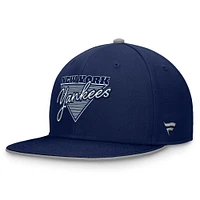 Casquette ajustée Fanatics Navy New York Yankees Fundamental Tri-Script pour hommes