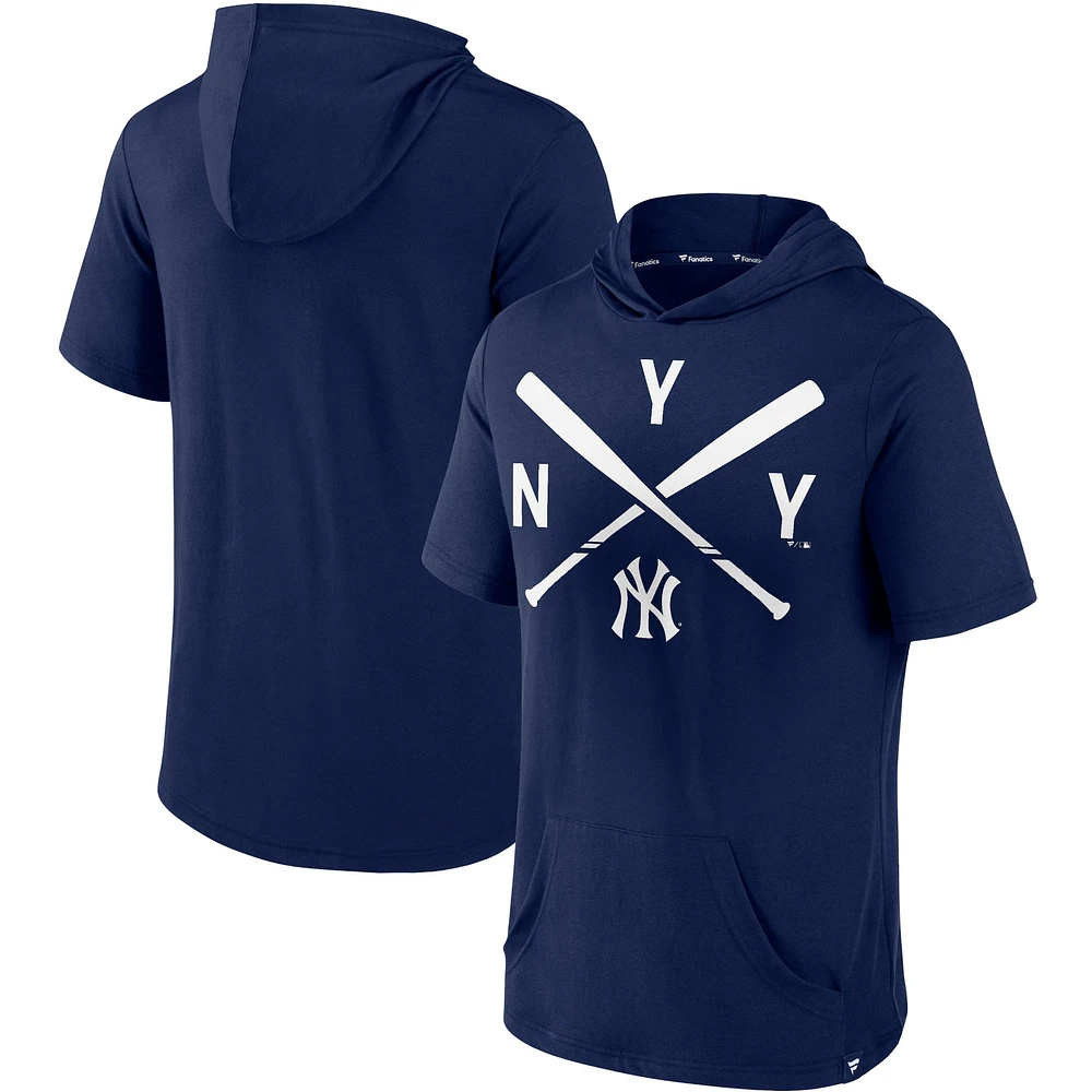 Haut à capuche manches courtes Iconic Rebel pour homme de la marque Fanatics Navy New York Yankees