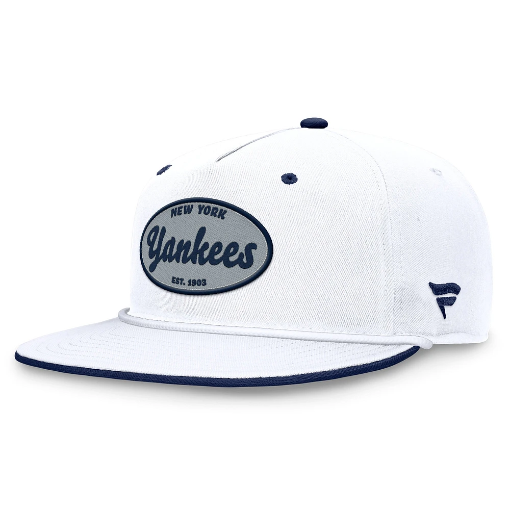 Men's Fanatics White New York Yankees Cooperstown Collection Iron Golfer Snapback Hat