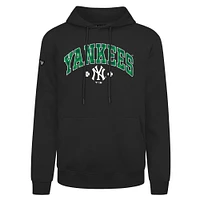 Sweat à capuche carreaux noir pour homme Levelwear New York Yankees St. Patrick's Day Podium