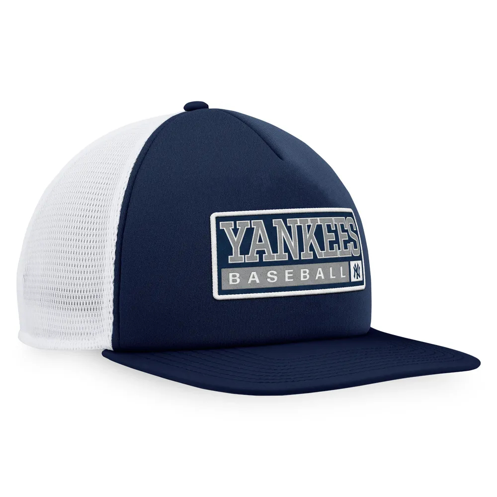 Men's Majestic Navy/White New York Yankees Foam Trucker Snapback Hat