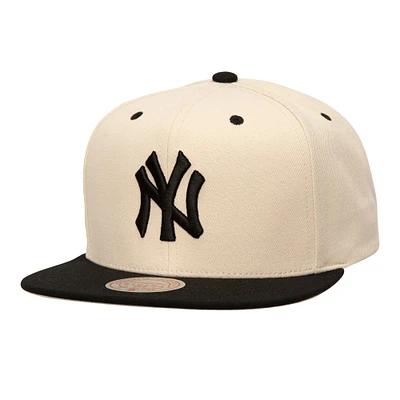 Casquette snapback pour homme Mitchell & Ness crème des Yankees de New York