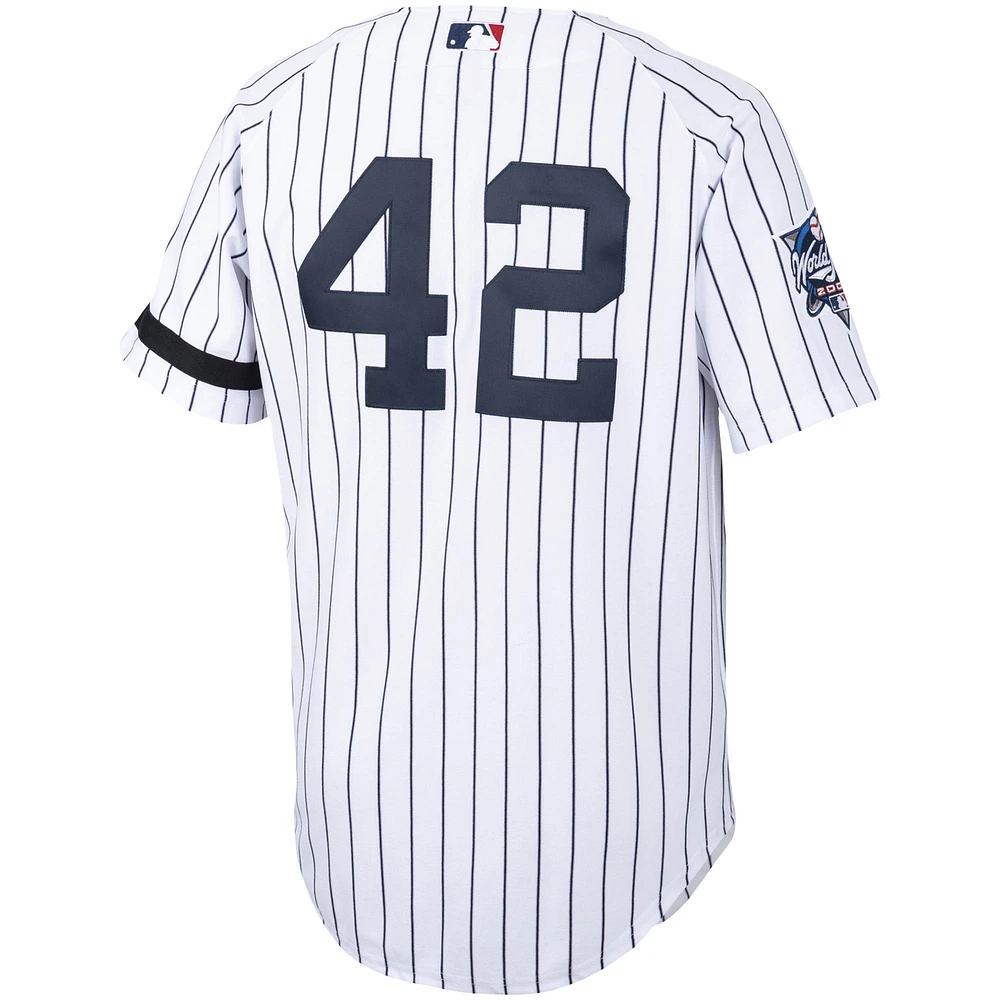 Men's Mitchell & Ness Mariano Rivera White/Navy New York Yankees Home 2000 Cooperstown Collection Authentic Jersey