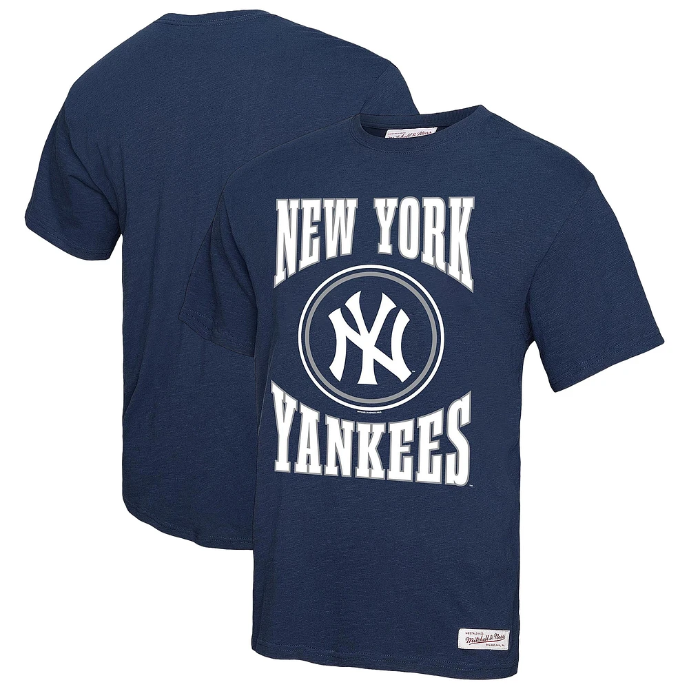 T-shirt bleu marine à logo arqué des Yankees de New York pour homme Mitchell & Ness