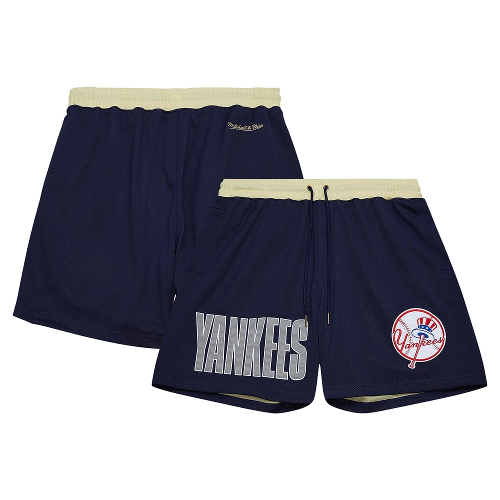 Short mode Mitchell & Ness New York Yankees OG 2.0 bleu marine pour hommes