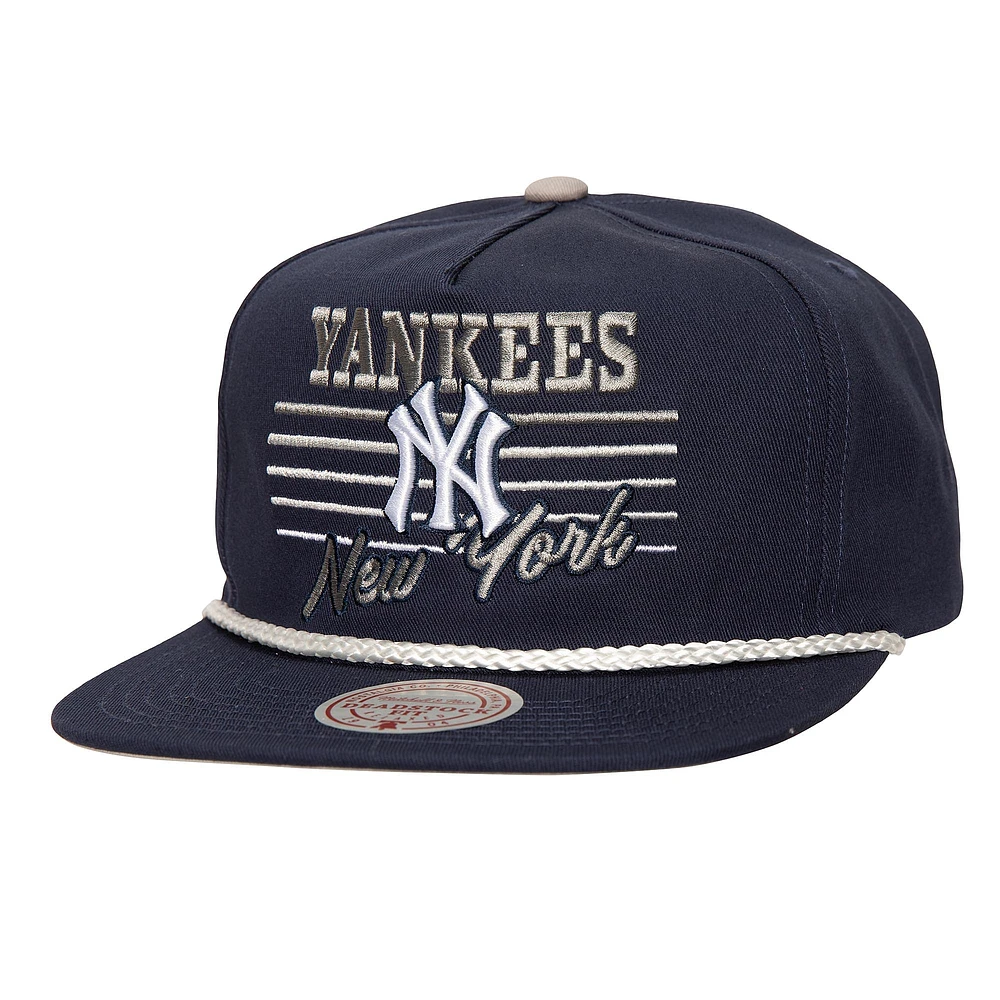 Men's Mitchell & Ness Navy New York Yankees  Radiant Lines Deadstock Snapback Hat