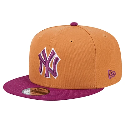 Casquette Snapback bicolore 9FIFTY New Era marron/violet pour homme avec pack de couleurs des Yankees de New York