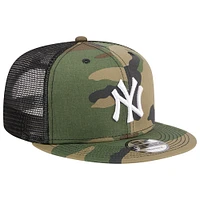 Casquette New Era Camo New York Yankees Woodland Camo Trucker 9FIFTY Snapback pour homme