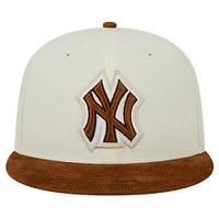 Casquette ajustée 59FIFTY crème en velours côtelé chromé New Era pour hommes des Yankees de York