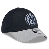 Men's New Era Gray/Navy York Yankees 2025 Batting Practice 39THIRTY Flex Hat