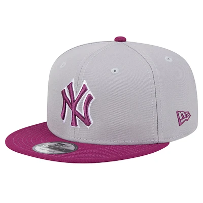 Casquette Snapback bicolore 9FIFTY New Era gris/violet pour homme avec pack de couleurs des Yankees de New York