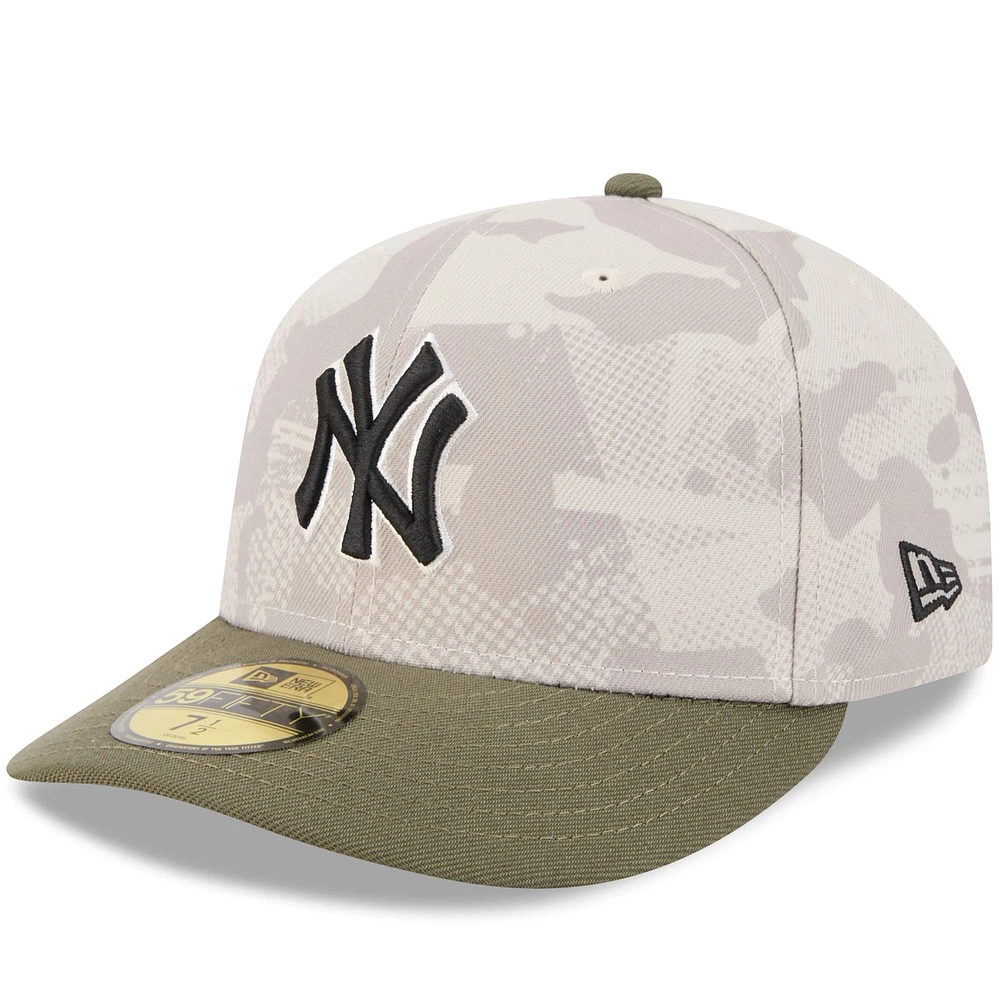 Men's New Era Light Beige/Olive York Yankees 2025 Armed Forces Day 59FIFTY Fitted Hat